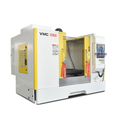 Центр VMC 1050 вертикали VMC CNC 4 осей подвергая механической обработке с регулятором Сименс